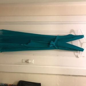 Alice and Olivia green dress